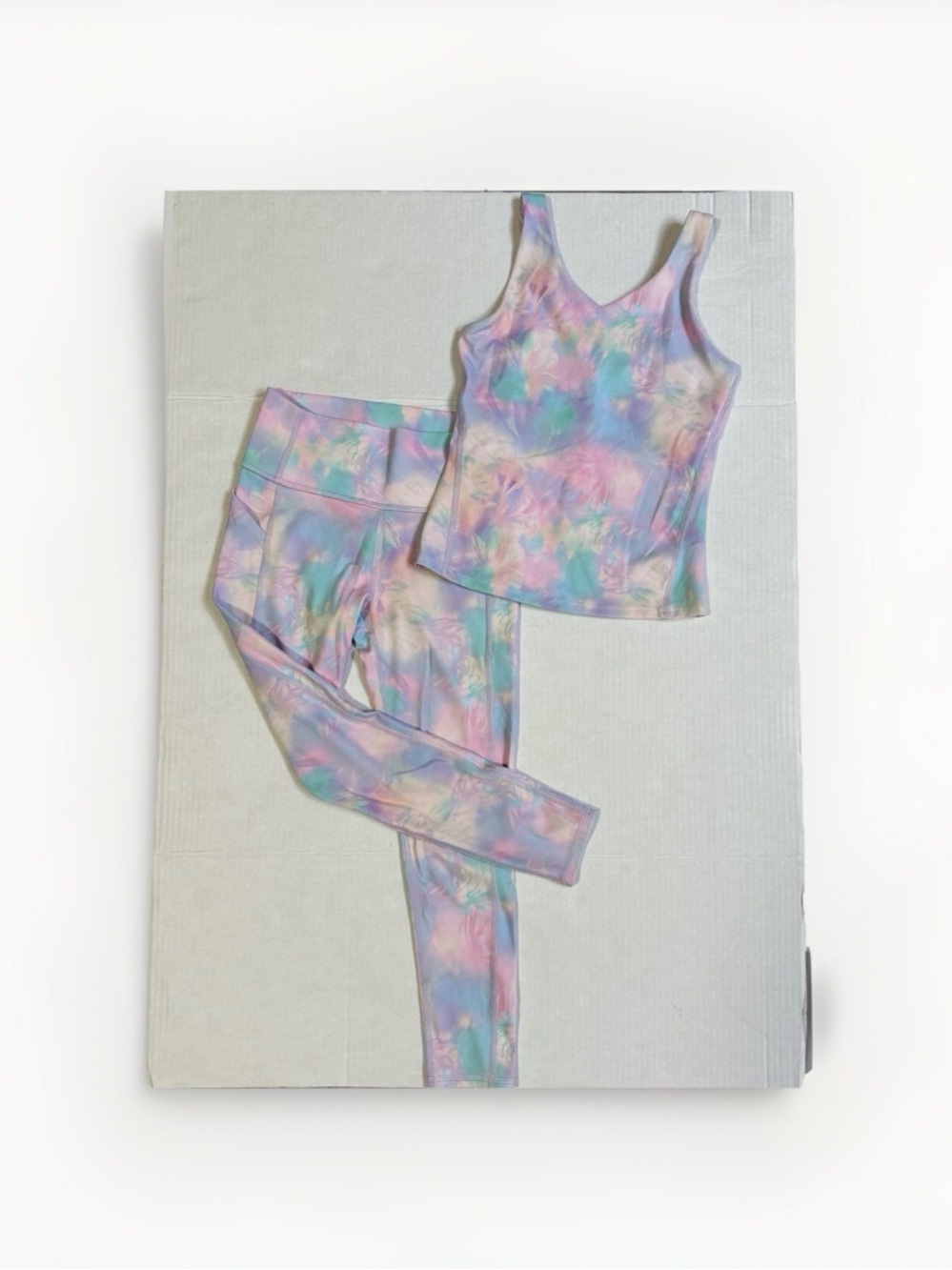 Girls Sz 8 All In Motion 2 Piece Outfit Athletic Activewear Pastel Tie Dye